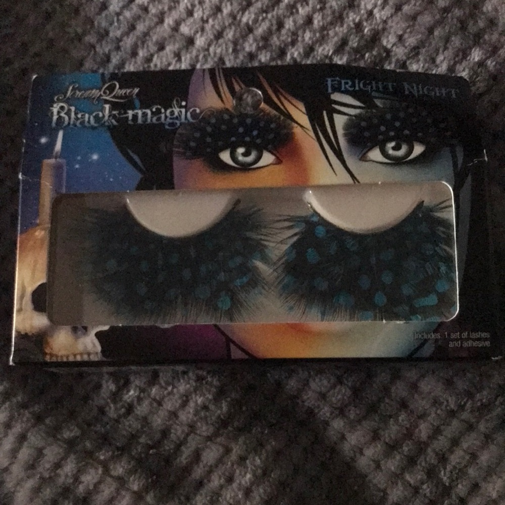 💚 $5 Scream Queen Black Magic Fright Night Lashes